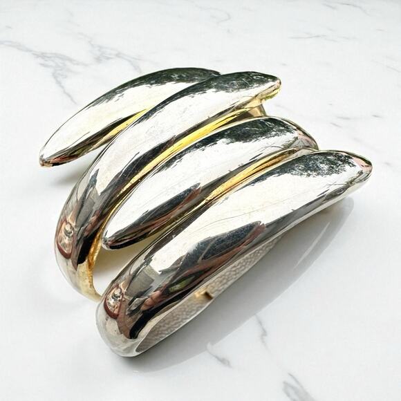 Silver Tone Sculptural Clamper Bracelet Modernist Minimalist Vintage ? Chrome - Picture 3 of 5